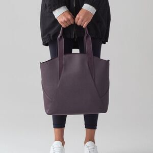 Lululemon All Day Purple Durable Tote Shoulder Travel Gym Work Bag